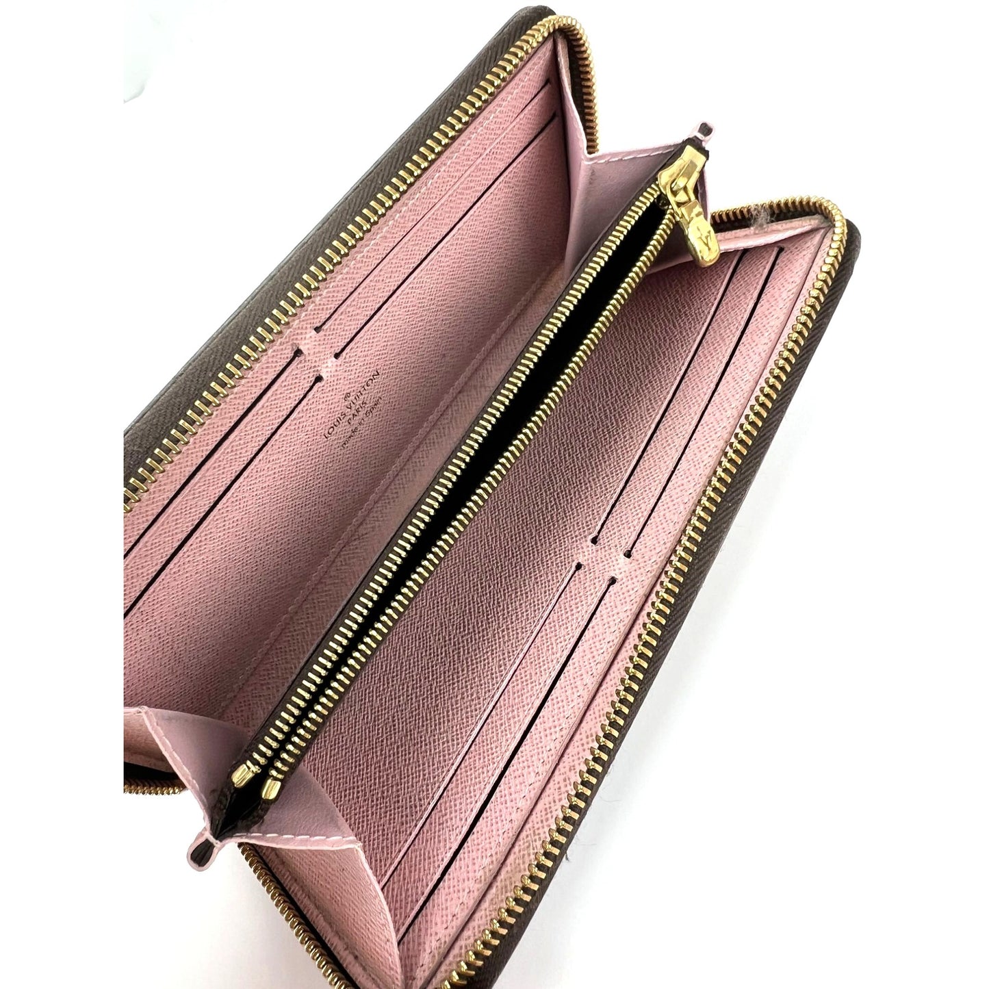 
                  
                    Louis Vuitton Clemence Monogram Wallet Rose Ballerine
                  
                