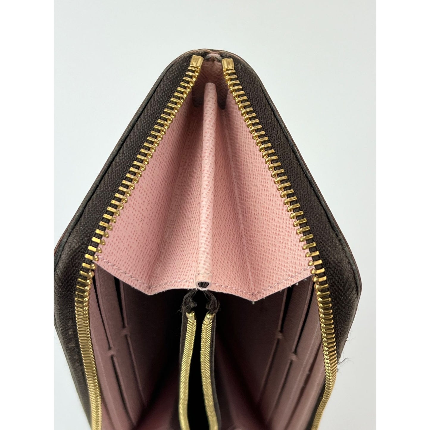 
                  
                    Louis Vuitton Clemence Monogram Wallet Rose Ballerine
                  
                