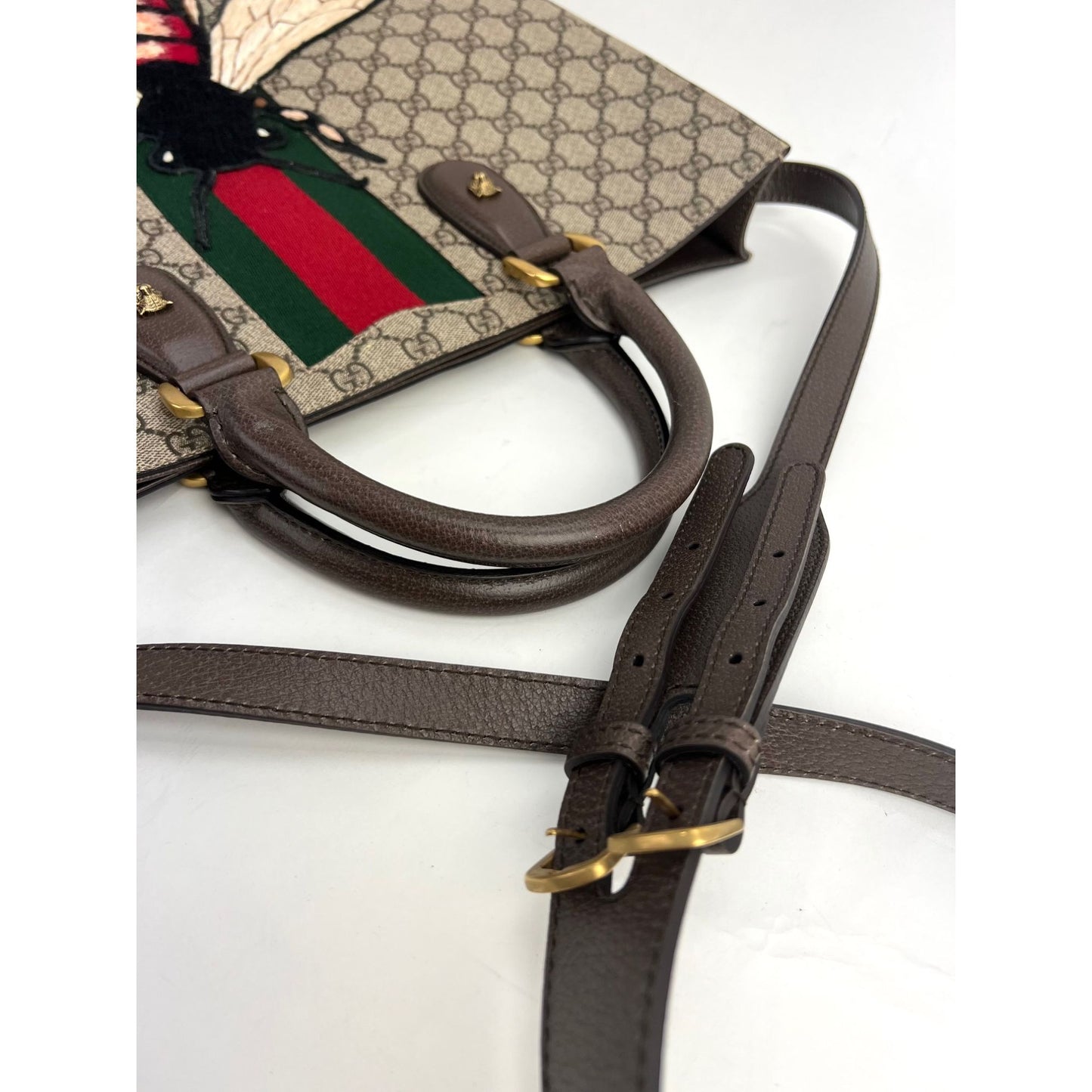 Gucci Brown/Beige Bee Embroidered GG Supreme Canvas and Leather Mini Chain  Bag Gucci | The Luxury Closet
