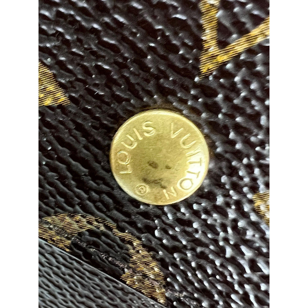 
                  
                    Louis Vuitton Vintage International Long Monogram Wallet
                  
                