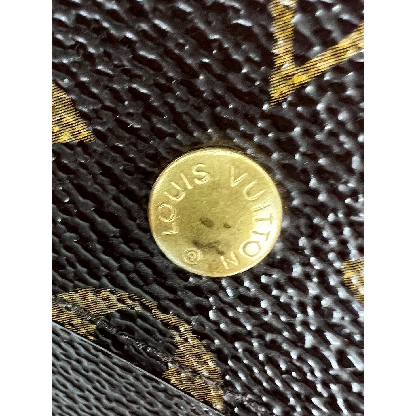 
                  
                    Louis Vuitton Vintage International Long Monogram Wallet
                  
                