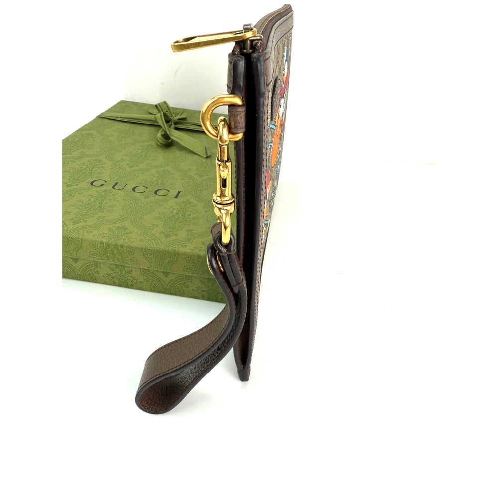 
                  
                    Gucci Disney Donald Duck GG Supreme Zip Beige Clutch Wristlet Bag
                  
                