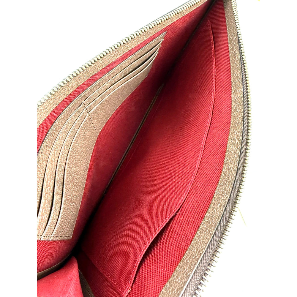 
                  
                    Gucci Disney Donald Duck GG Supreme Zip Beige Clutch Wristlet Bag
                  
                