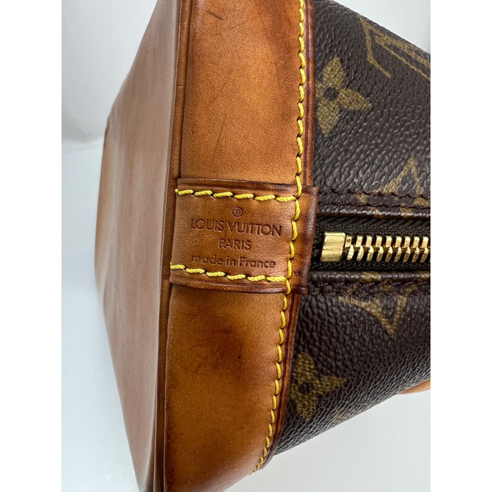 Louis Vuitton Vintage Monogram Alma PM Handbag at 1stDibs