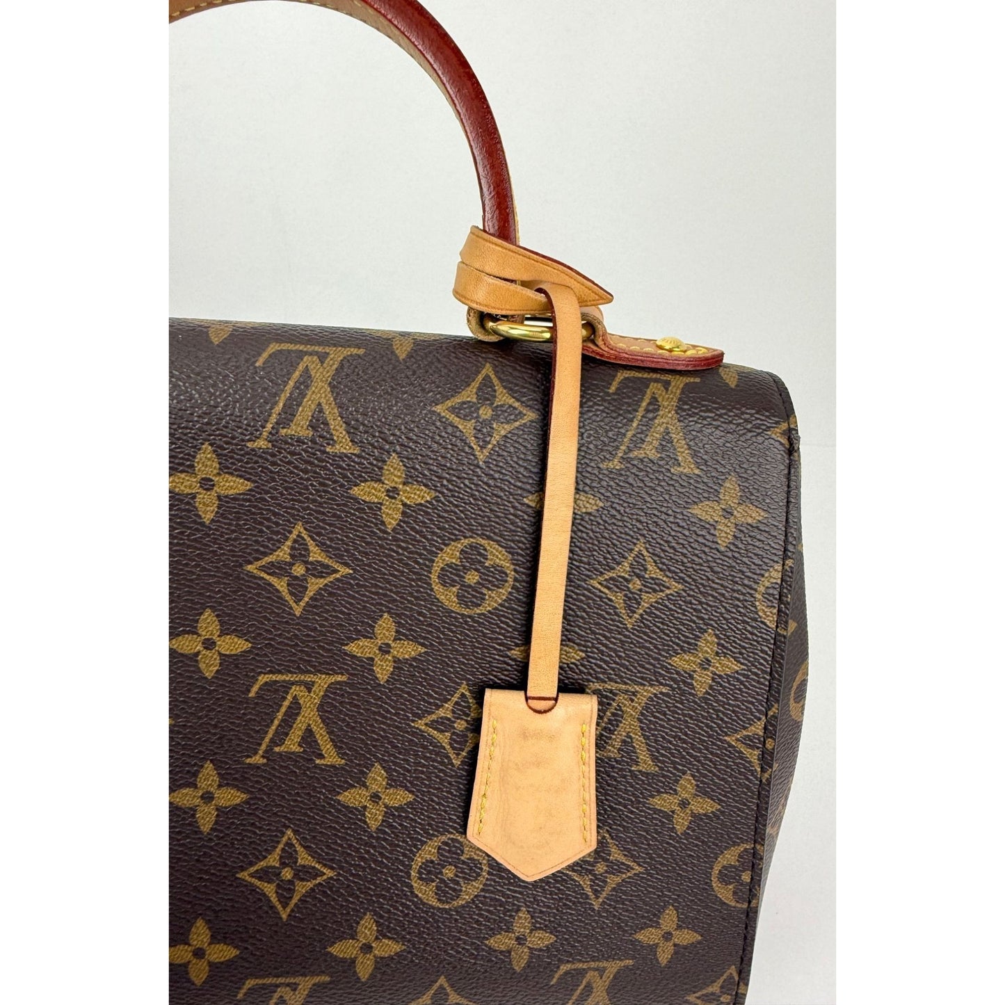 
                  
                    LOUIS VUITTON Cluny BB Bordeaux Fuchsia Monogram Shoulder Bag
                  
                