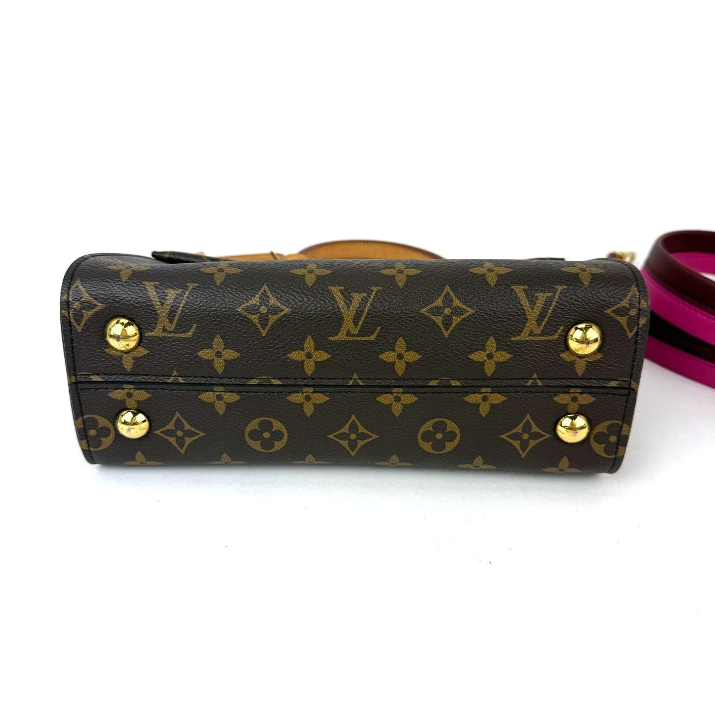 
                  
                    LOUIS VUITTON Cluny BB Bordeaux Fuchsia Monogram Shoulder Bag
                  
                