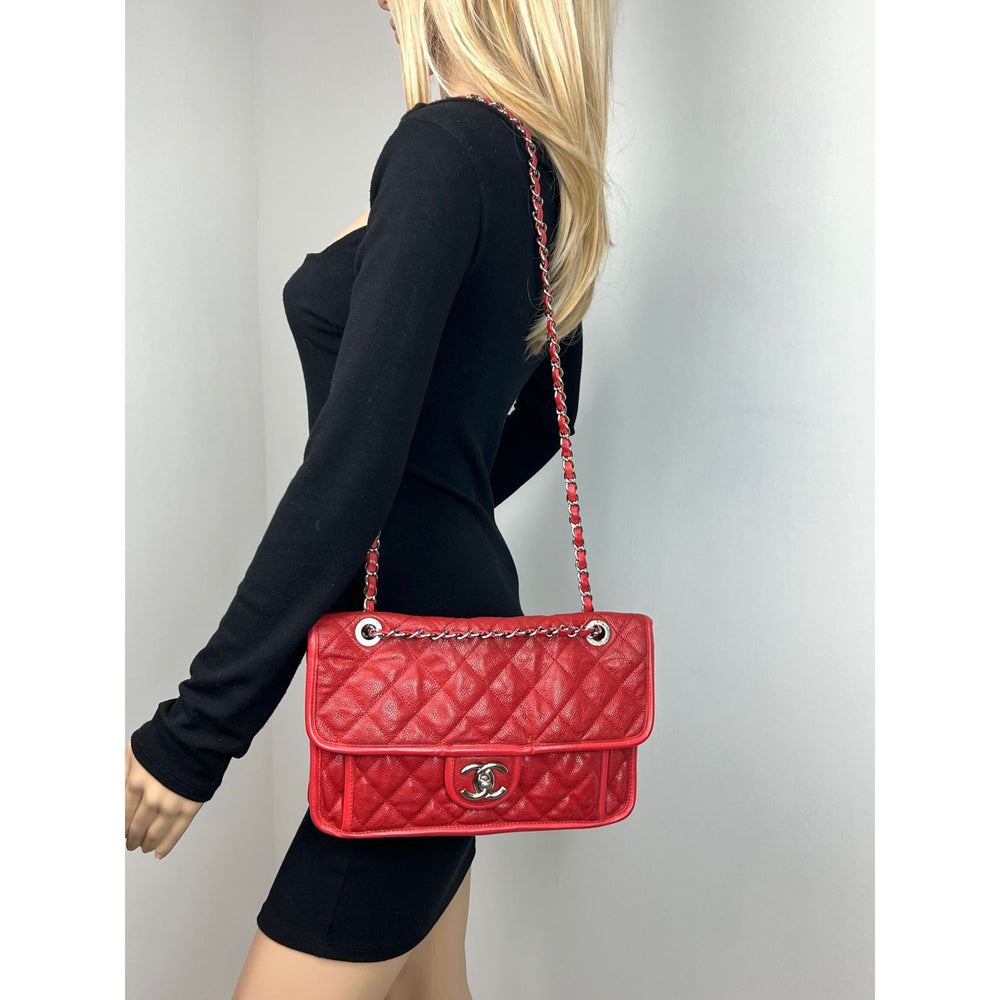 Chanel Caviar Quilted Medium French Riviera Flap Red