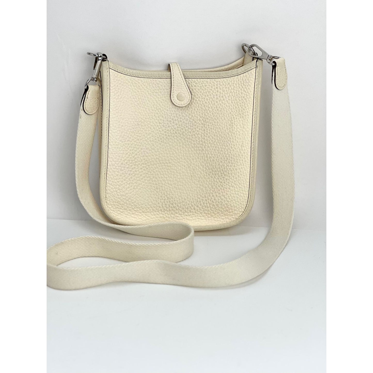 Hermes Nata I2 Cream Clemence Mini Lindy Handbag Bag