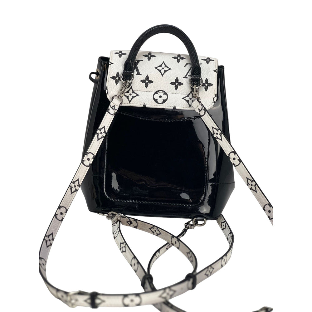 Hot springs patent leather backpack Louis Vuitton White in Patent leather -  25592274