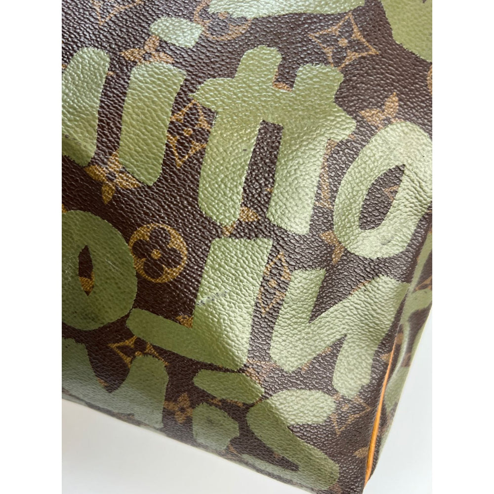 LOUIS VUITTON Keepall 50 Monogram Graffiti Green Duffle Bag –  Debsluxurycloset