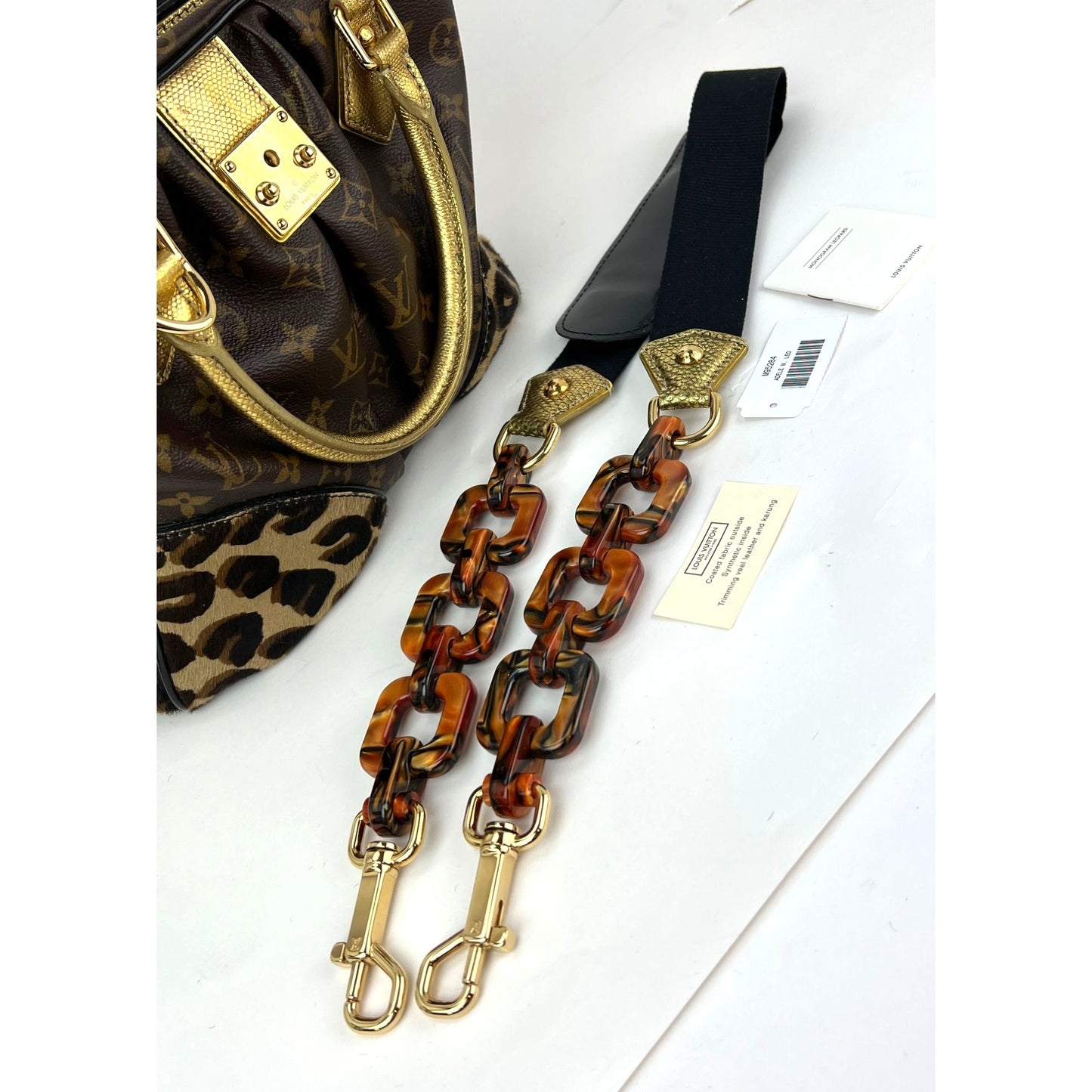 
                  
                    Louis Vuitton Bag  Adele Monogram Leopard Shoulder Bag Limited Edition
                  
                