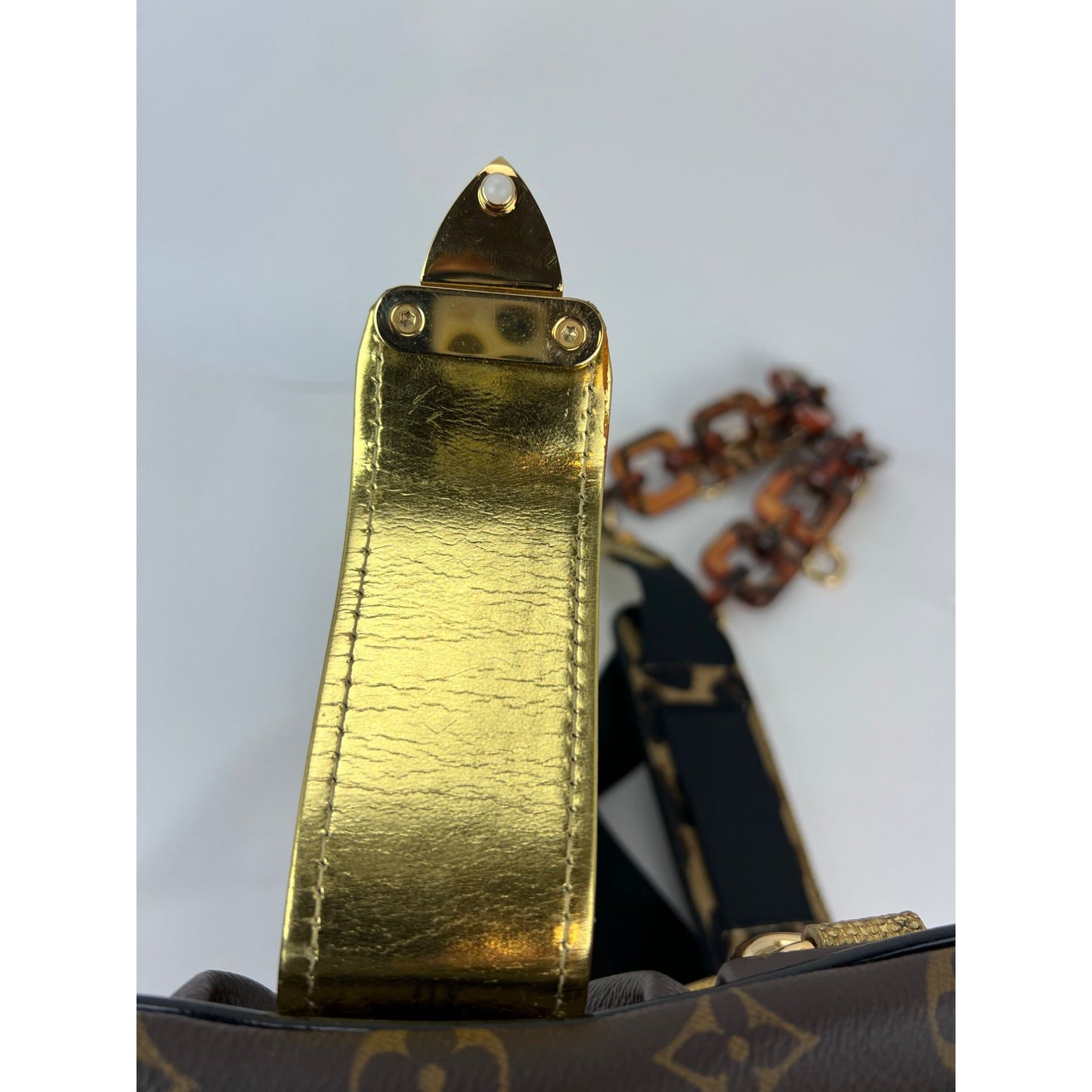 
                  
                    Louis Vuitton Bag  Adele Monogram Leopard Shoulder Bag Limited Edition
                  
                