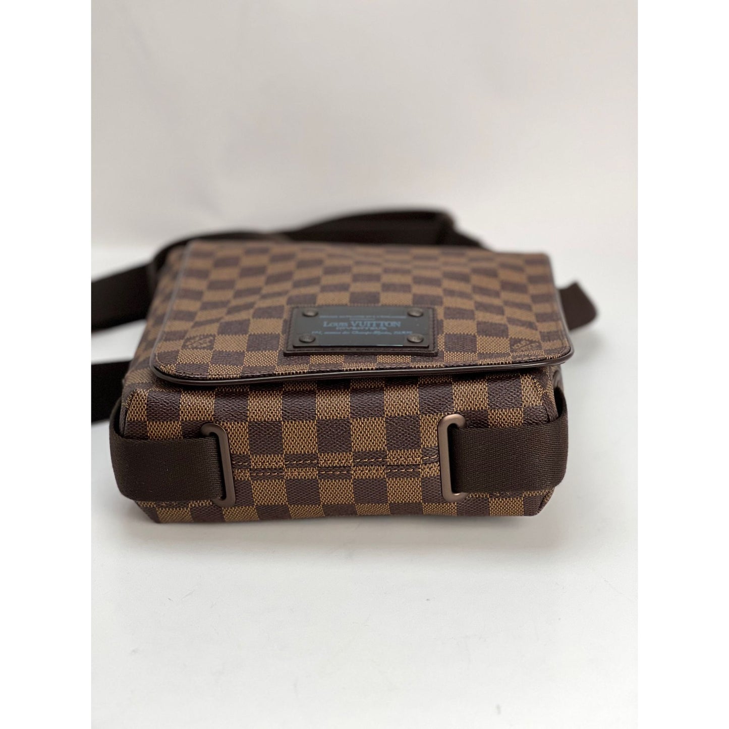 Louis Vuitton Damier Ebene Brooklyn PM - Brown Messenger Bags, Bags -  LOU287456