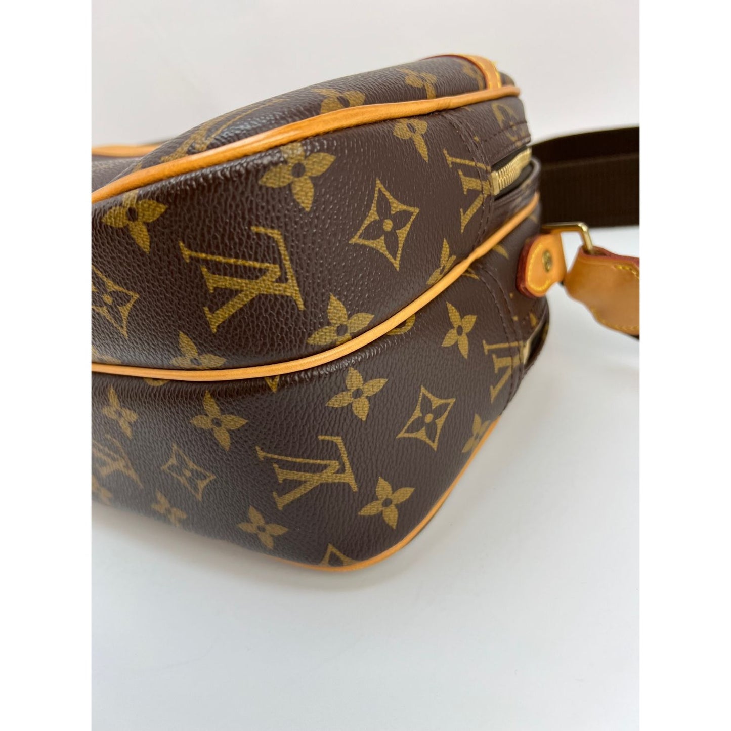 Louis Vuitton Monogram Reporter PM - Brown Crossbody Bags