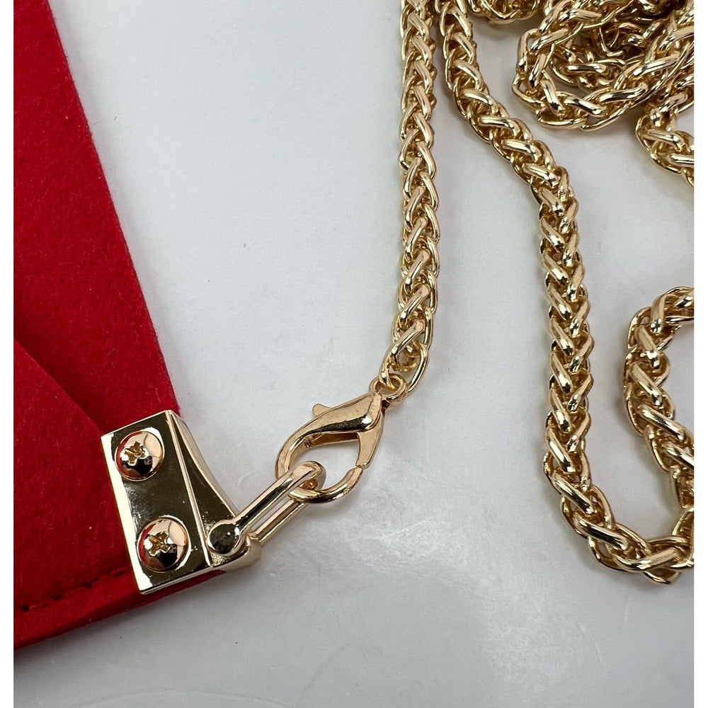 
                  
                    LOUIS VUITTON Kirigami Pochette Red Medium Crossbody Bag
                  
                