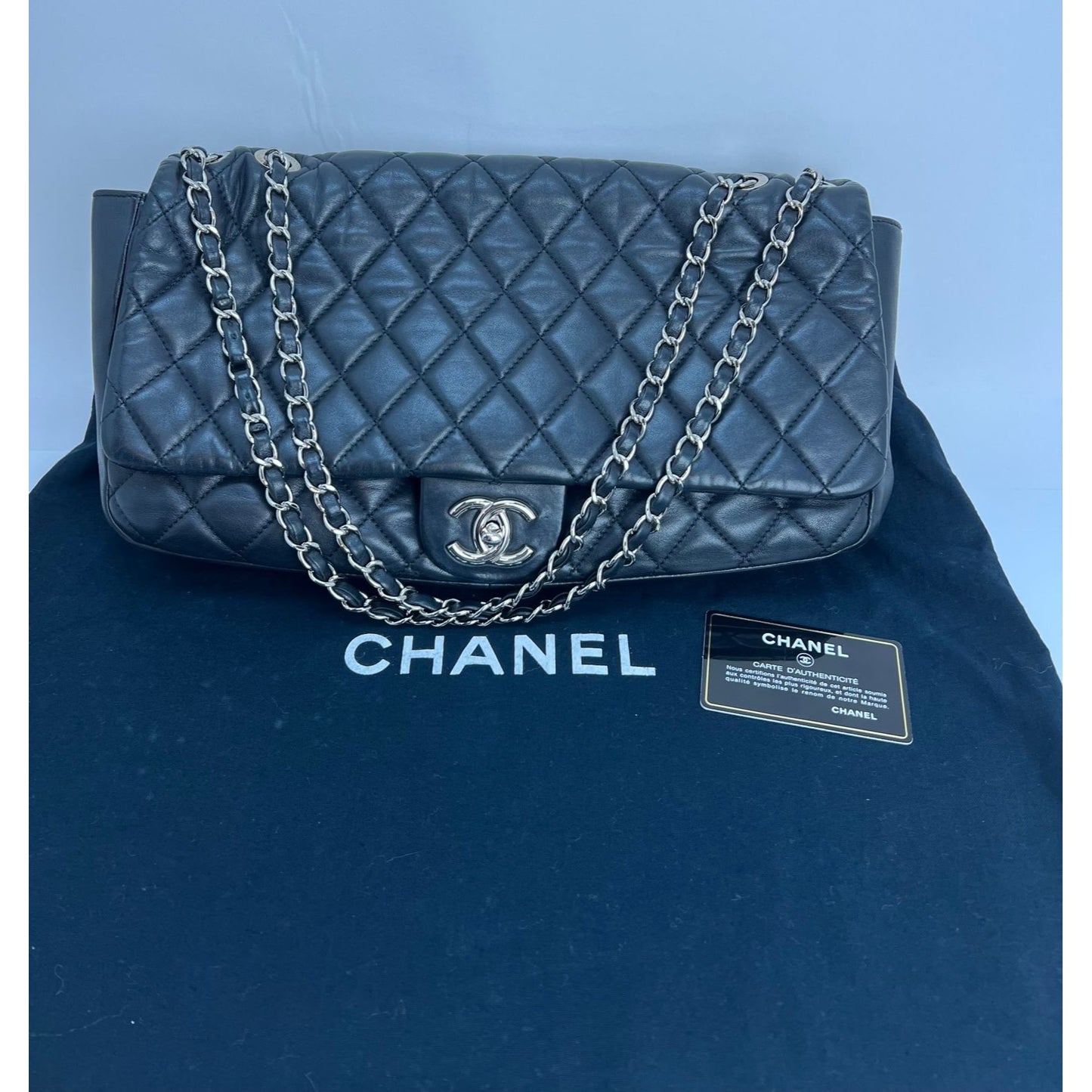 Chanel - Authenticated Timeless/Classique Handbag - Cloth Blue Plain for Women, Never Worn