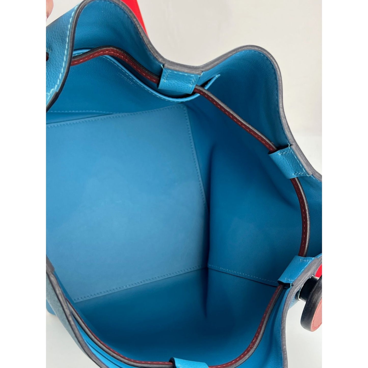 Hermès Craie EverGrain Licol 19 with Ambre, Bleu Indigo & Capucine Strap - Handbag | Pre-owned & Certified | used Second Hand | Unisex