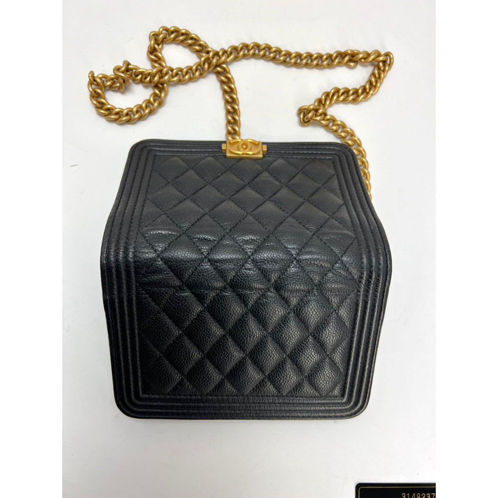 Chanel Caviar Quilted Flap Card Holder Chain Wristlet Black