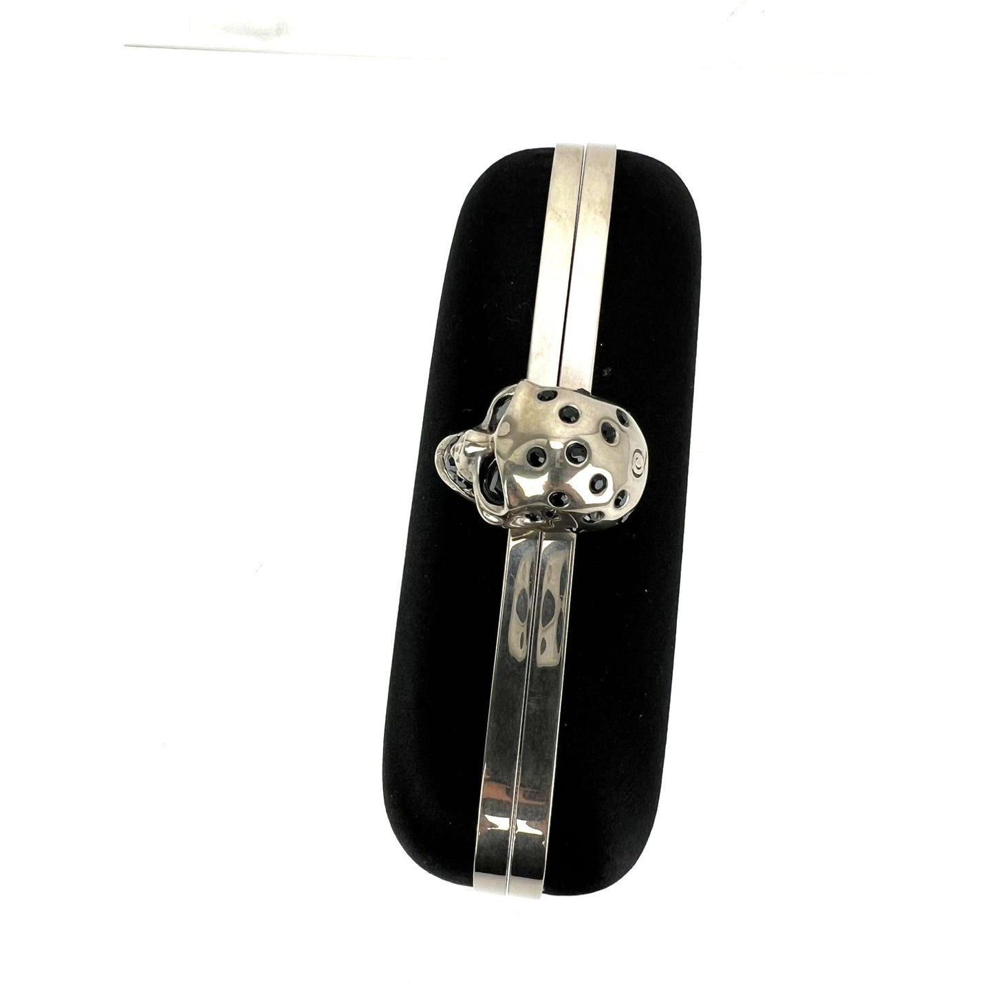 
                  
                    Alexander McQueen Skull Black Satin Clutch
                  
                
