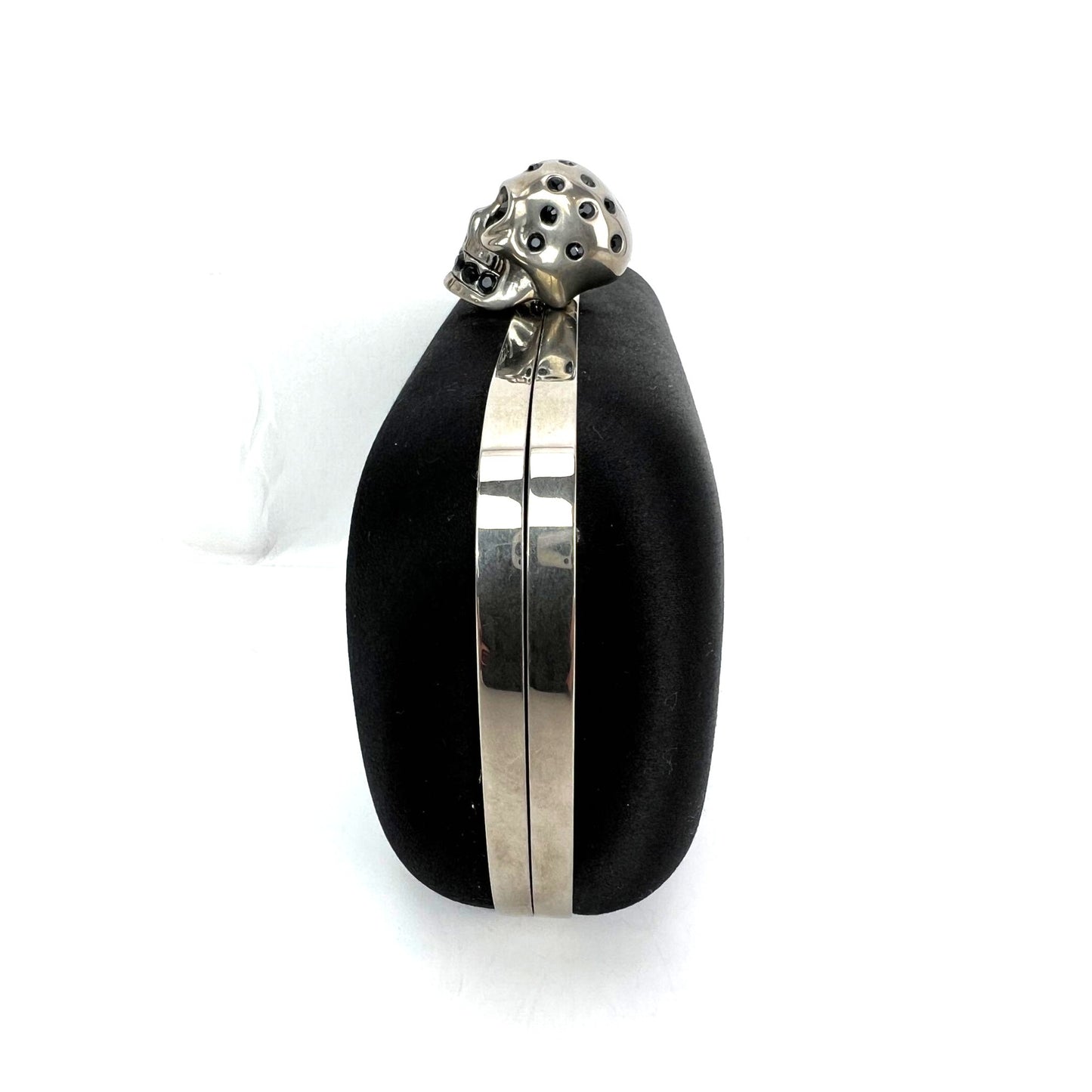 
                  
                    Alexander McQueen Skull Black Satin Clutch
                  
                