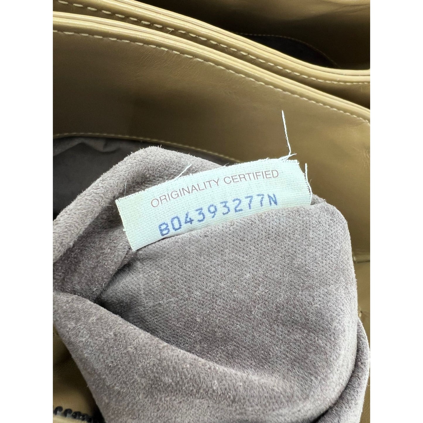 
                  
                    Bottega Veneta Roma Intrecciato Nappa Taupe Shoulder Bag
                  
                