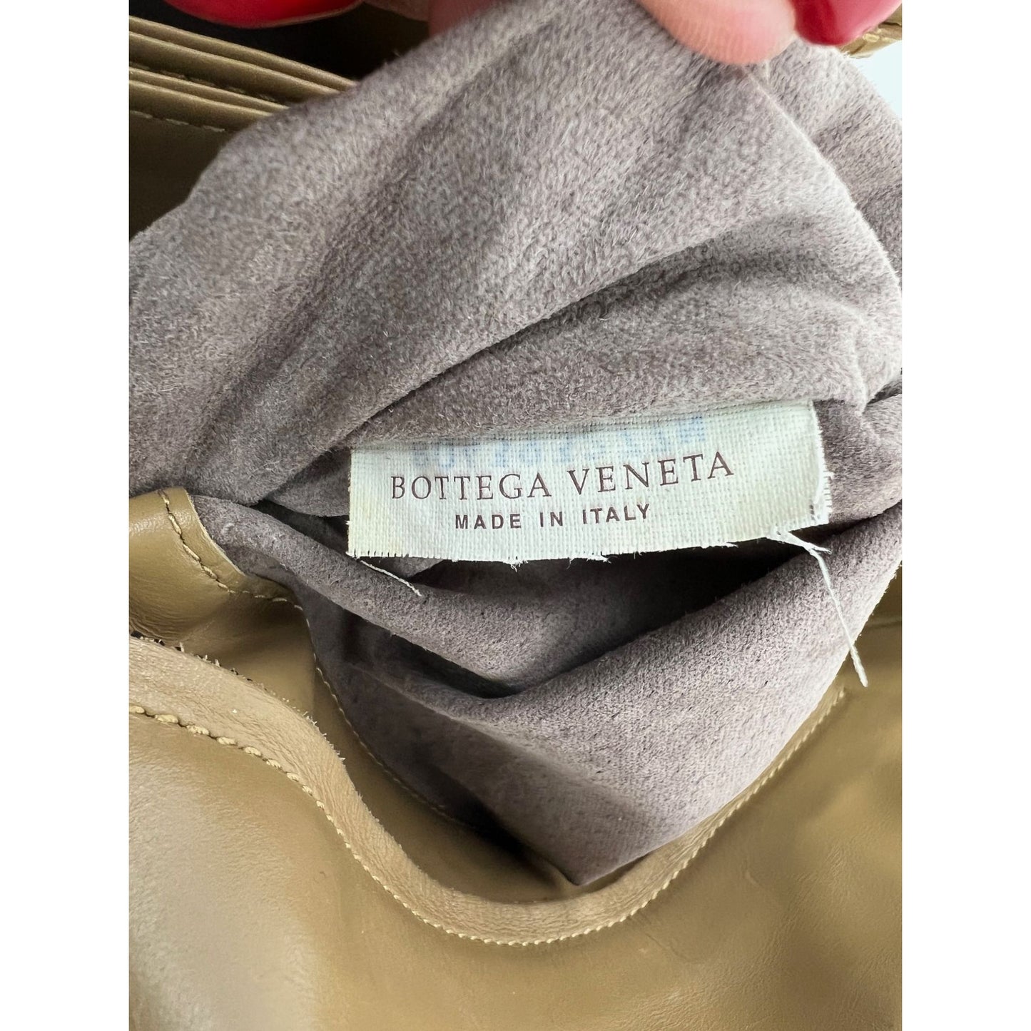 
                  
                    Bottega Veneta Roma Intrecciato Nappa Taupe Shoulder Bag
                  
                
