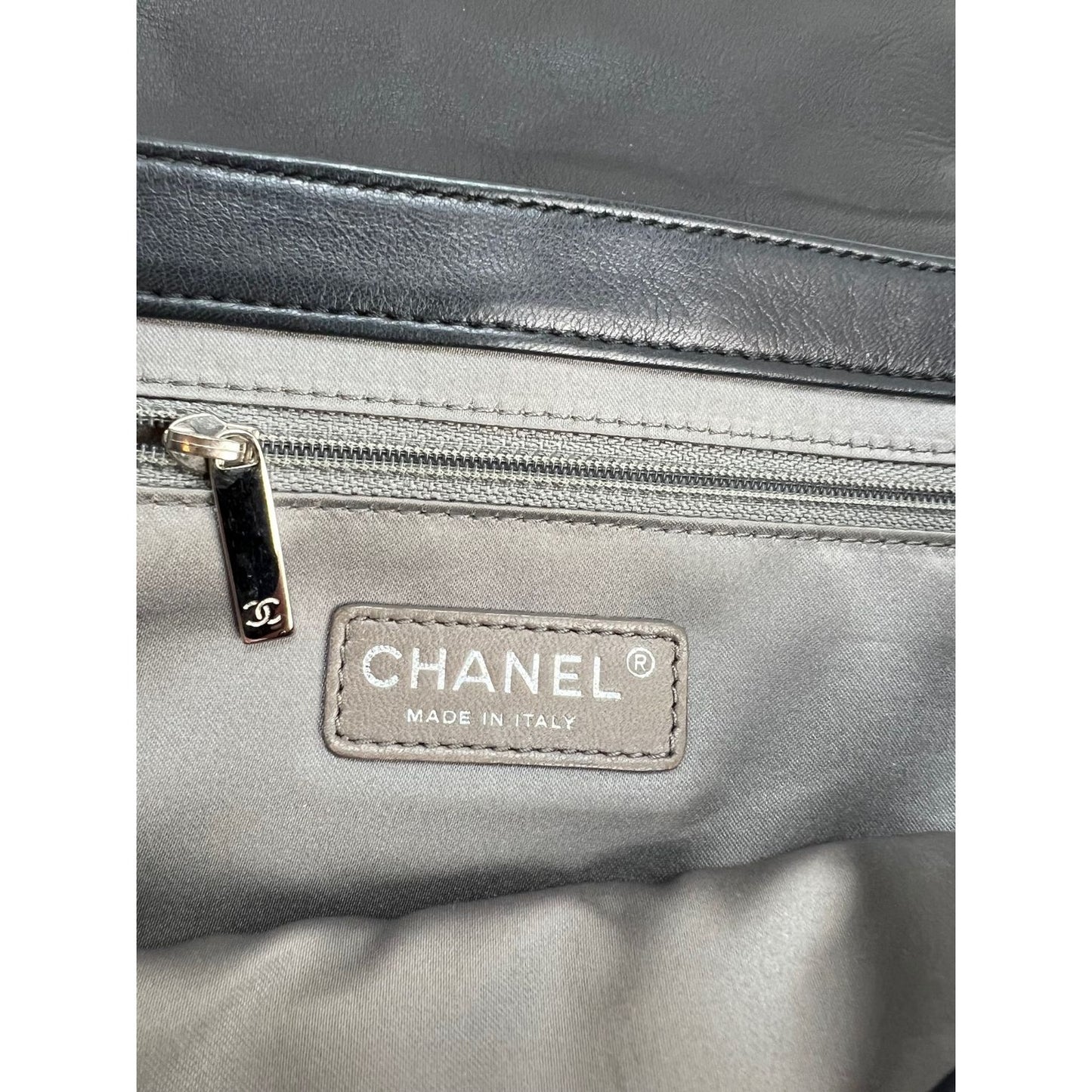 CHANEL Lambskin Medium Coco Rain Flap Black 36753