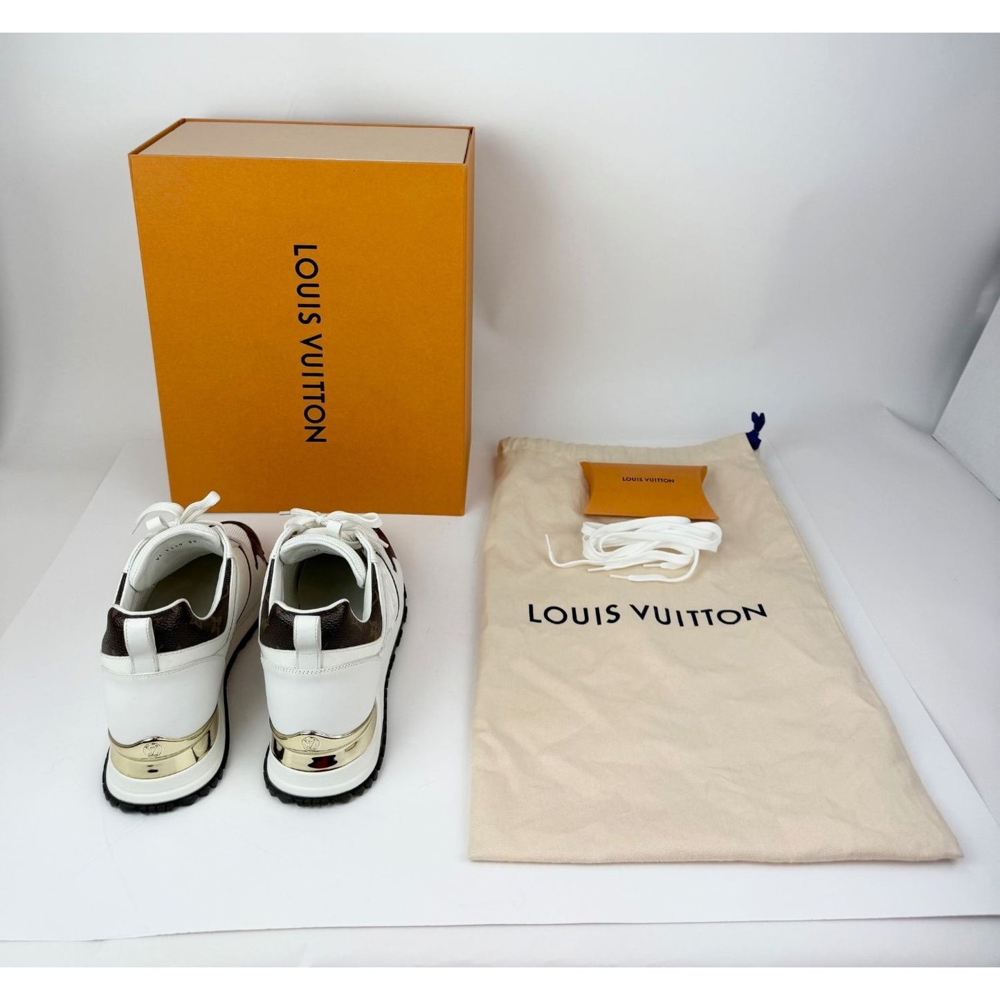 
                  
                    LOUIS VUITTON Run Away Lace-Up Womens Sneakers Size 39 USA 9
                  
                