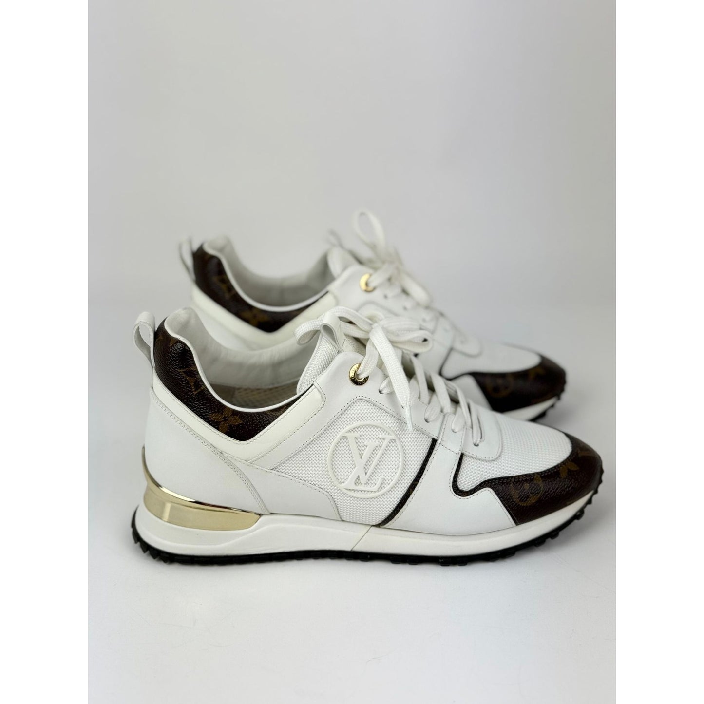 
                  
                    LOUIS VUITTON Run Away Lace-Up Womens Sneakers Size 39 USA 9
                  
                