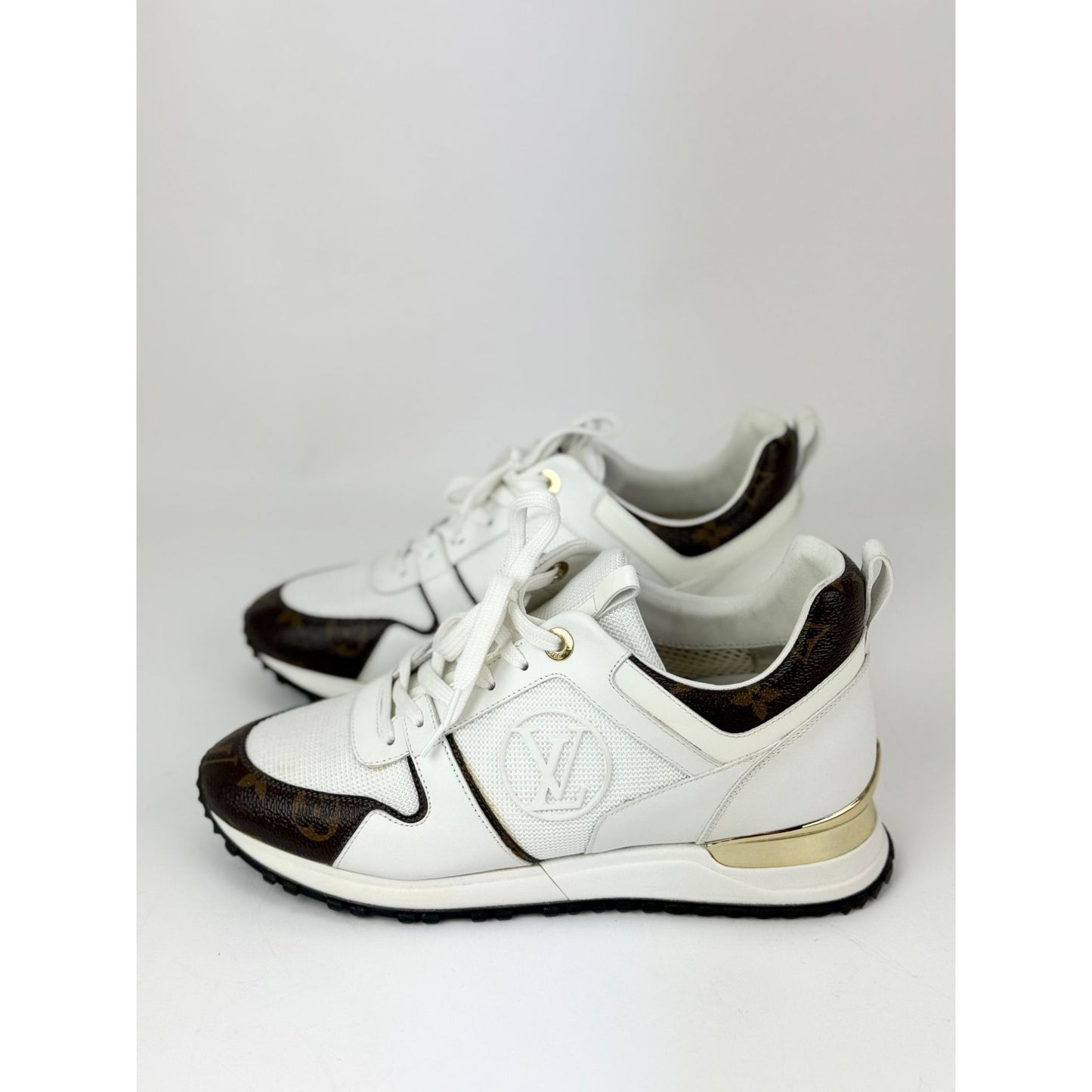 
                  
                    LOUIS VUITTON Run Away Lace-Up Womens Sneakers Size 39 USA 9
                  
                