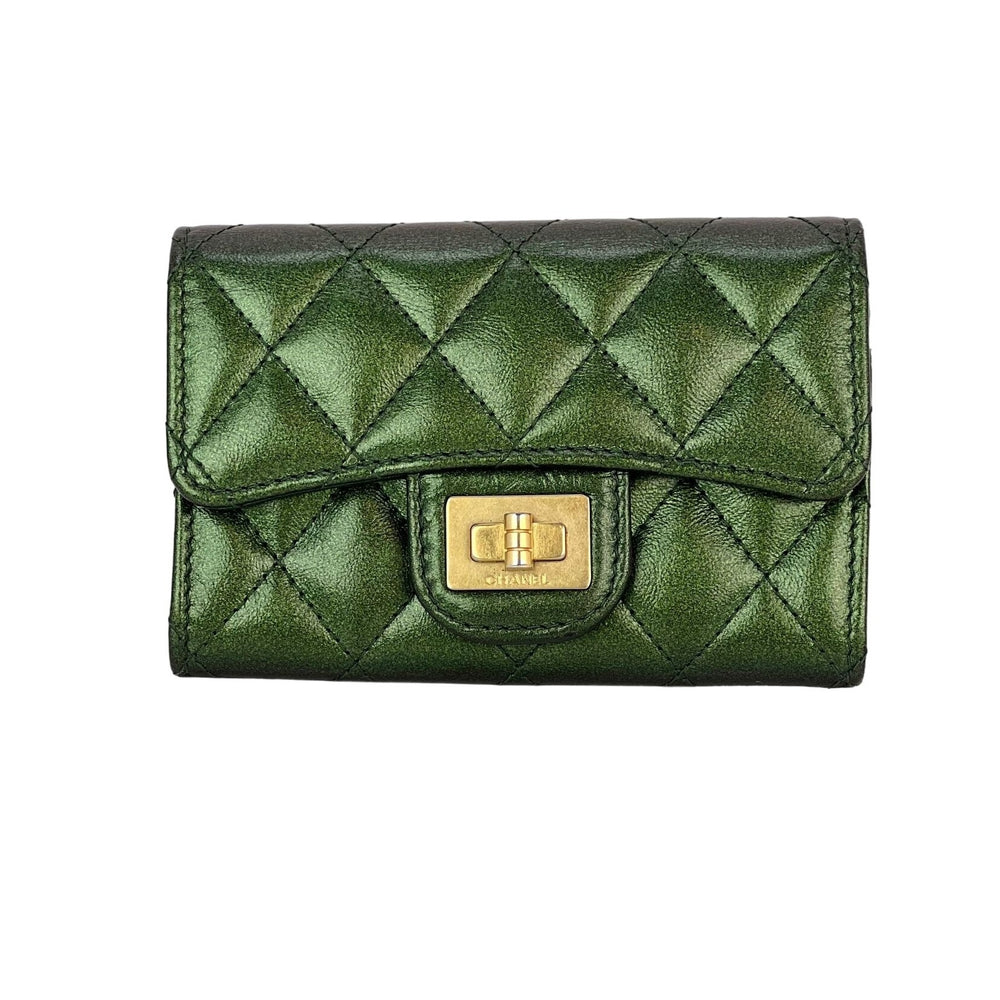 CHANEL Quilted Reissue Small Leather Flap Card Holder Iridescent Green Wallet