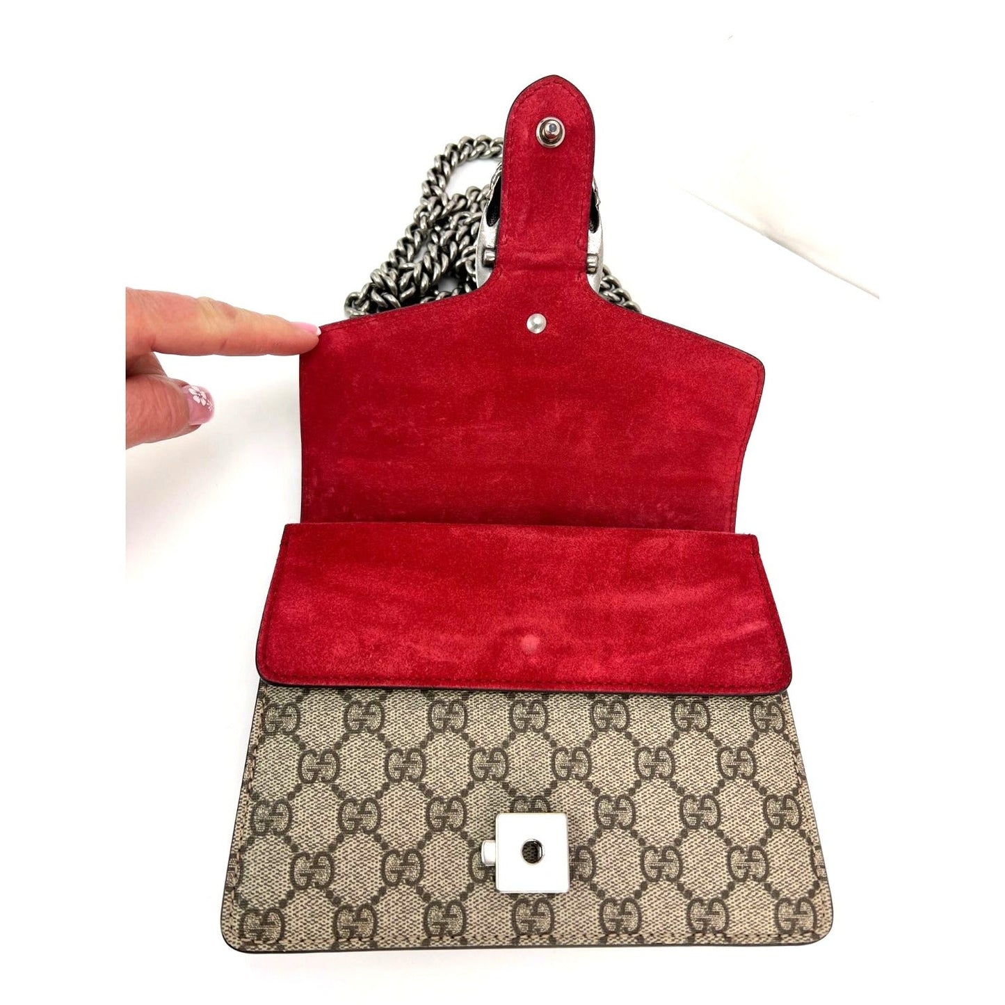 
                  
                    GUCCI Dionysus GG Supreme Red Mini Shoulder Crossbody Bag
                  
                