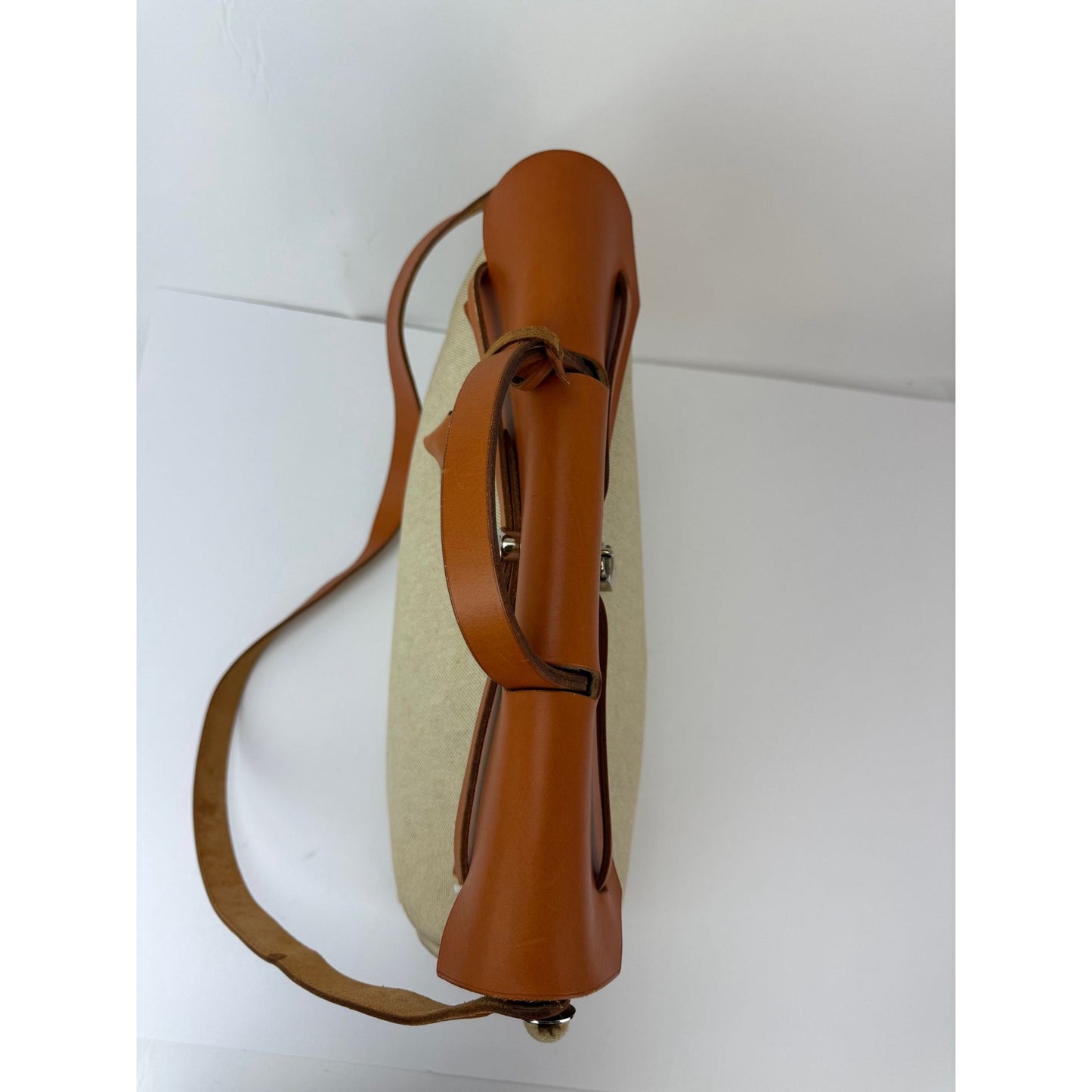 
                  
                    Hermes Toile Vache Herbag 39 MM Natural Shoulder Hand Bag
                  
                