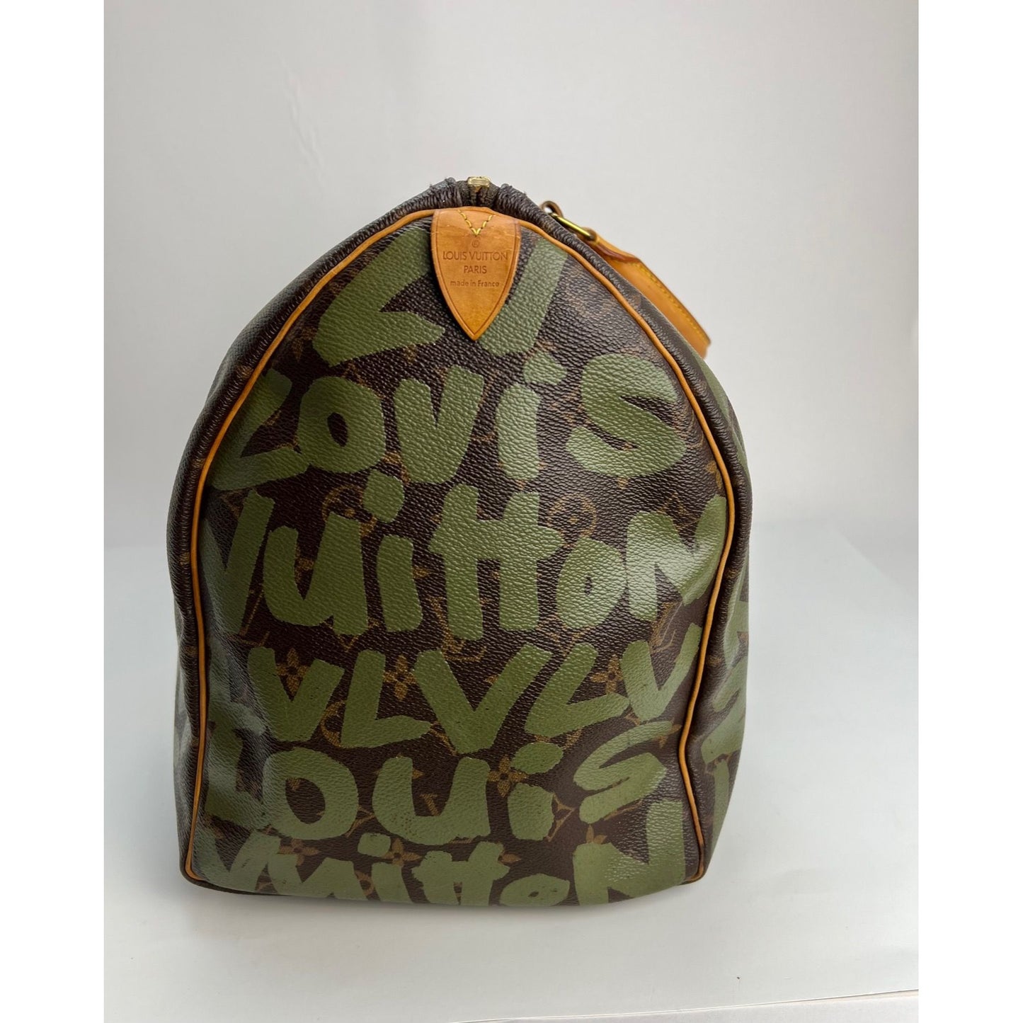 LOUIS VUITTON Keepall 50 Monogram Graffiti Green Duffle Bag –  Debsluxurycloset