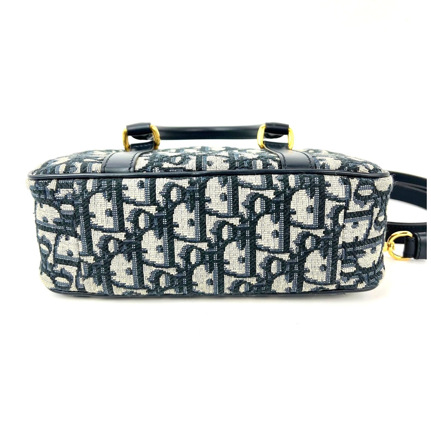
                  
                    Christian Dior Oblique East West Nano D-Vibe Navy Bowling Bag EBAY LIVE
                  
                