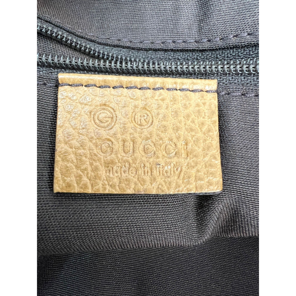 
                  
                    Gucci Abbey Convertible Beige Leather Hobo Shoulder Bag
                  
                