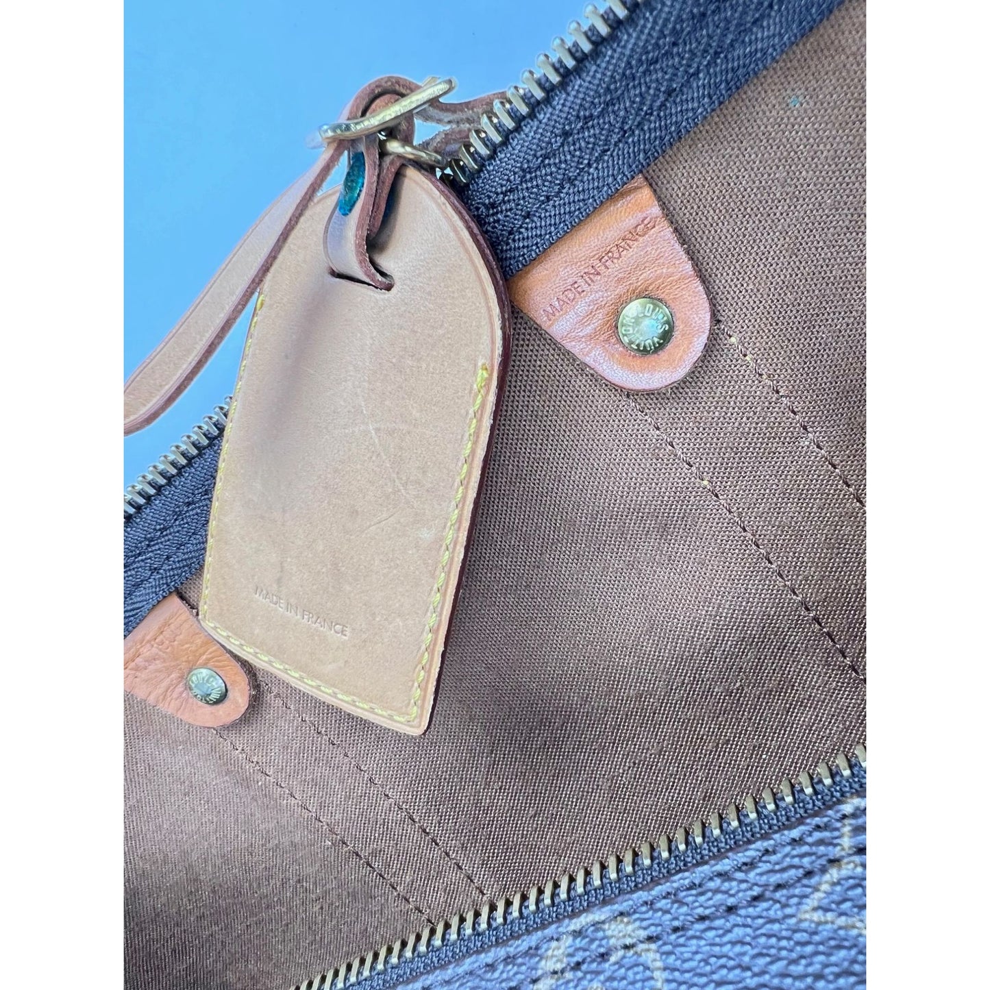 
                  
                    Louis Vuitton Keepall 45 Bandouliere  Monogram Canvas Duffle Bag Luggage
                  
                