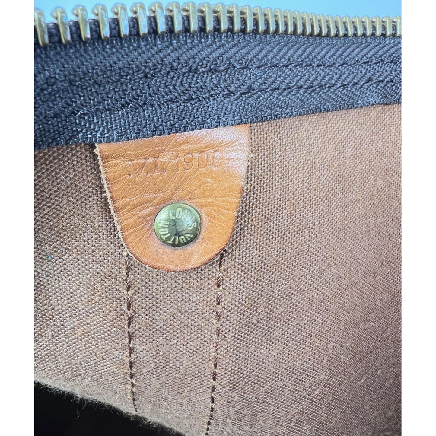 
                  
                    Louis Vuitton Keepall 45 Bandouliere  Monogram Canvas Duffle Bag Luggage
                  
                