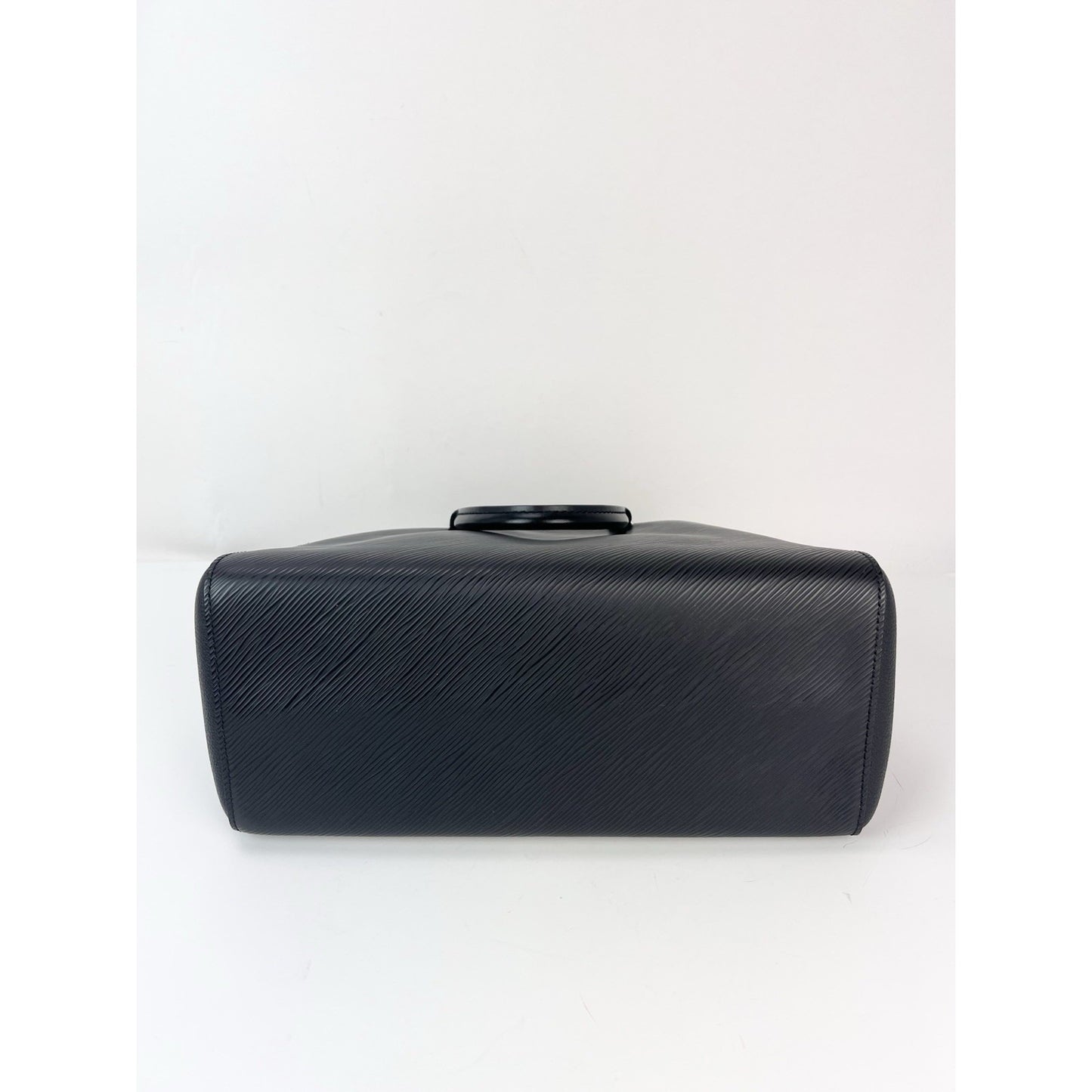 
                  
                    Louis Vuitton Epi Marelle MM Black Leather Shoulder Tote Bag
                  
                