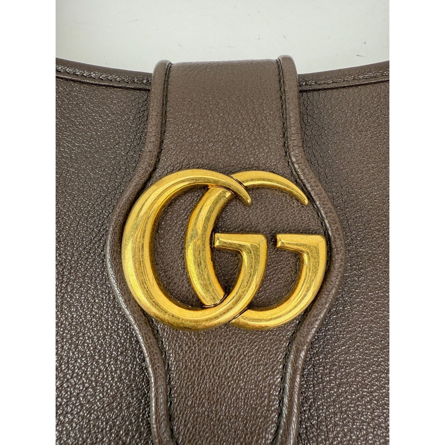 
                  
                    Gucci Aphrodite Brown Leaher Meddium Hobo Shoulder Bag
                  
                