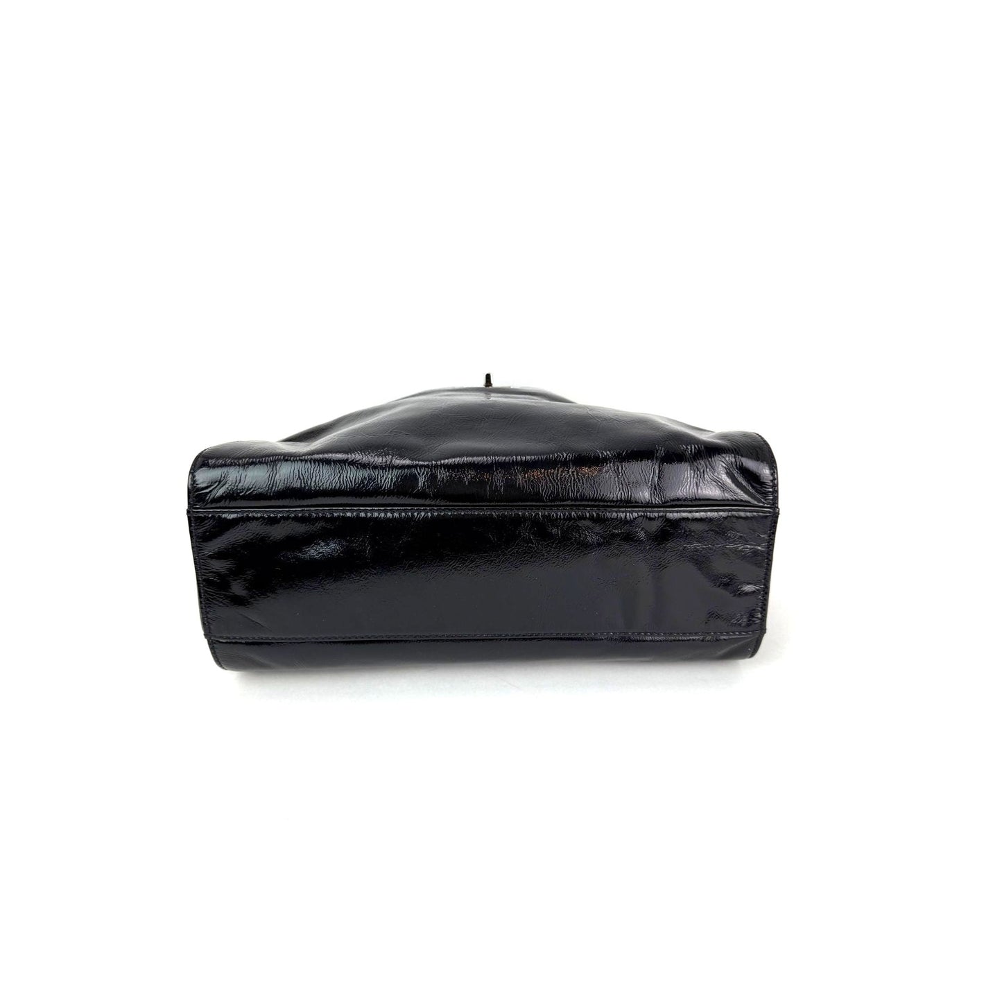 
                  
                    Chanel Patent Mademoiselle lock Convertible Wrist Clutch Black Bag
                  
                