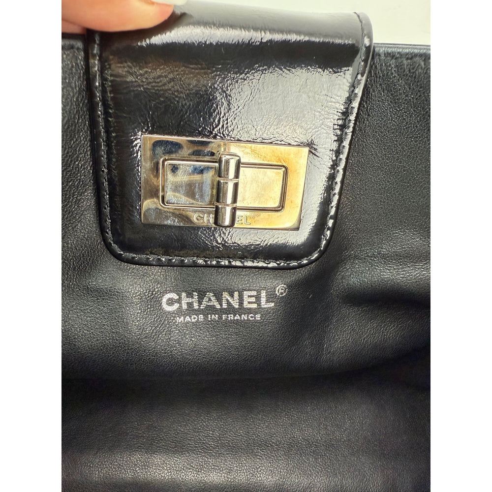 
                  
                    Chanel Patent Mademoiselle lock Convertible Wrist Clutch Black Bag
                  
                