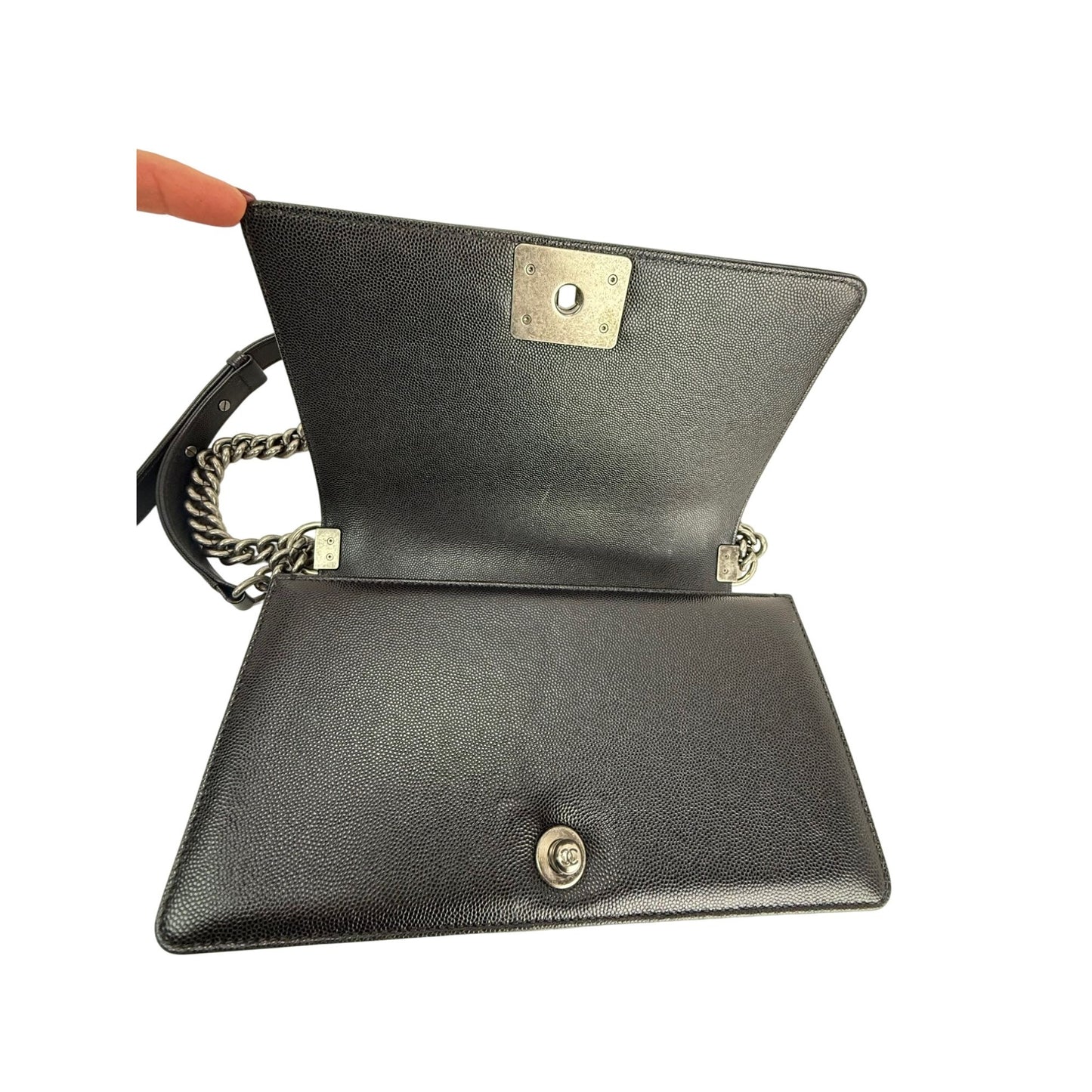 
                  
                    Chanel Caviar Quilted Medium Black Boy Flap Shoulder Bag EBAY LIVE
                  
                