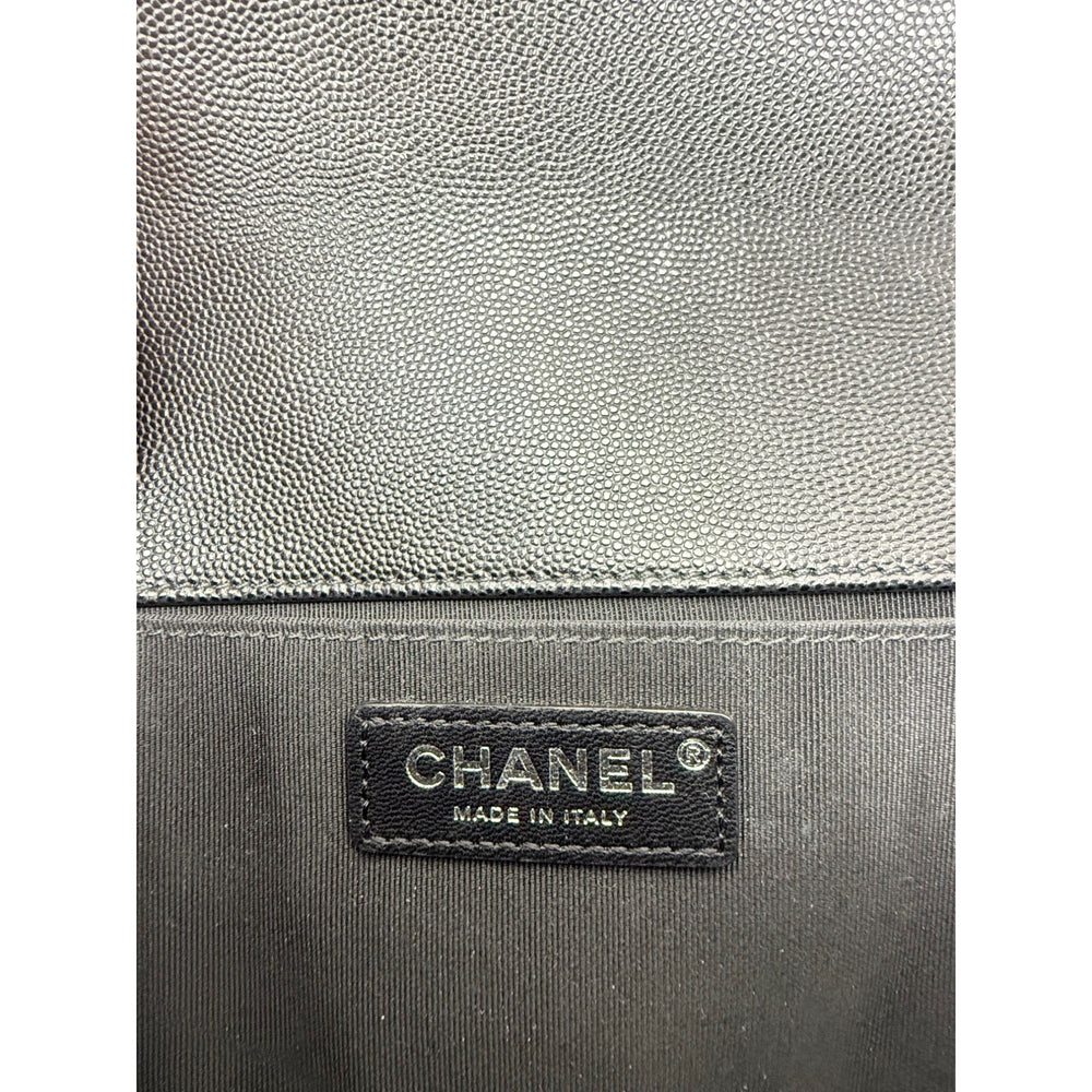 
                  
                    Chanel Caviar Quilted Medium Black Boy Flap Shoulder Bag EBAY LIVE
                  
                