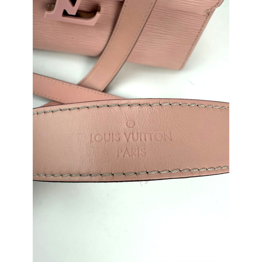 
                  
                    Louis Vuitton Grenelle PM Pink Epi Leather Shoulder Bag
                  
                