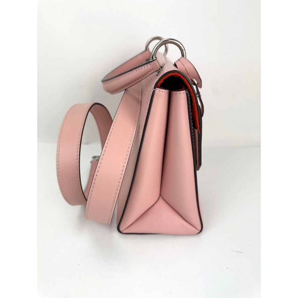 
                  
                    Louis Vuitton Grenelle PM Pink Epi Leather Shoulder Bag
                  
                