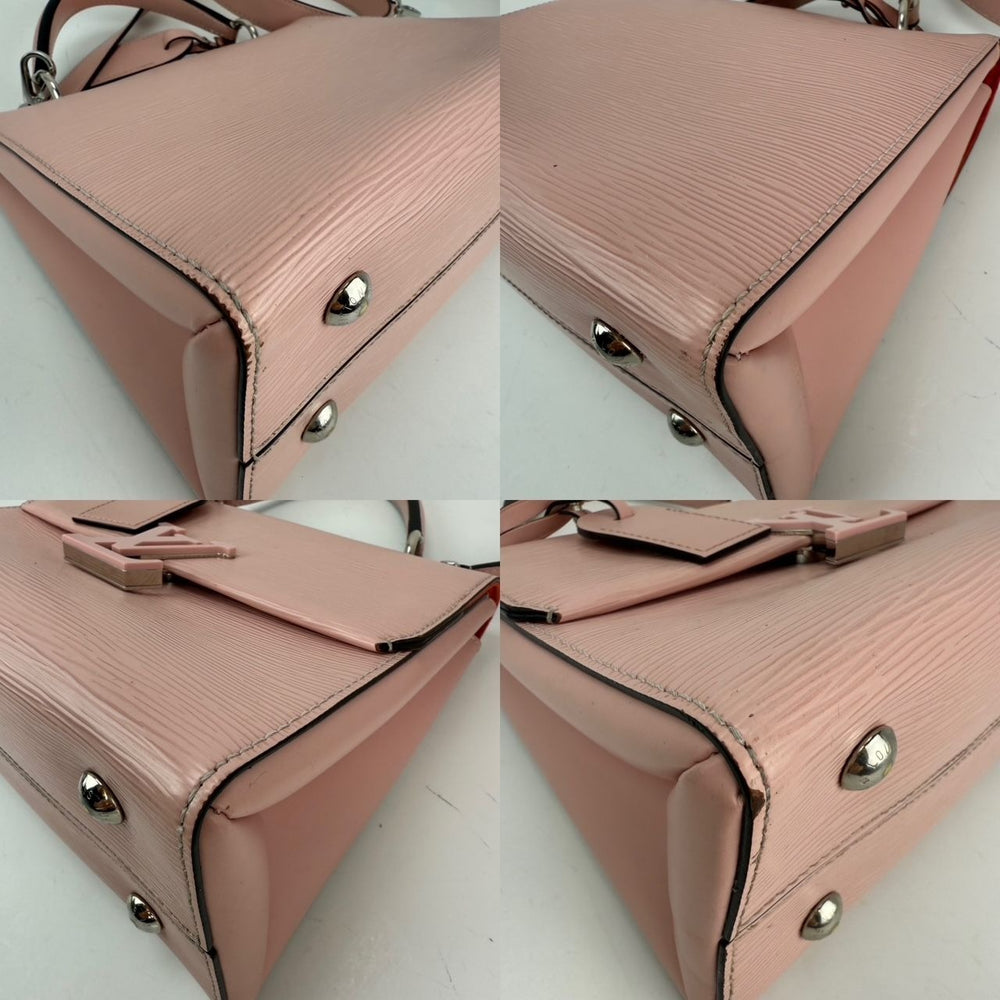 
                  
                    Louis Vuitton Grenelle PM Pink Epi Leather Shoulder Bag
                  
                