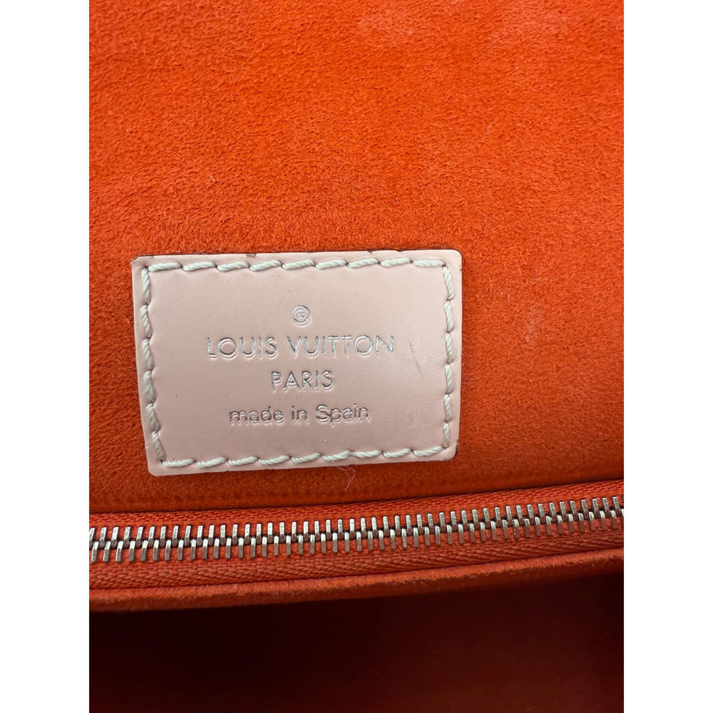 
                  
                    Louis Vuitton Grenelle PM Pink Epi Leather Shoulder Bag
                  
                