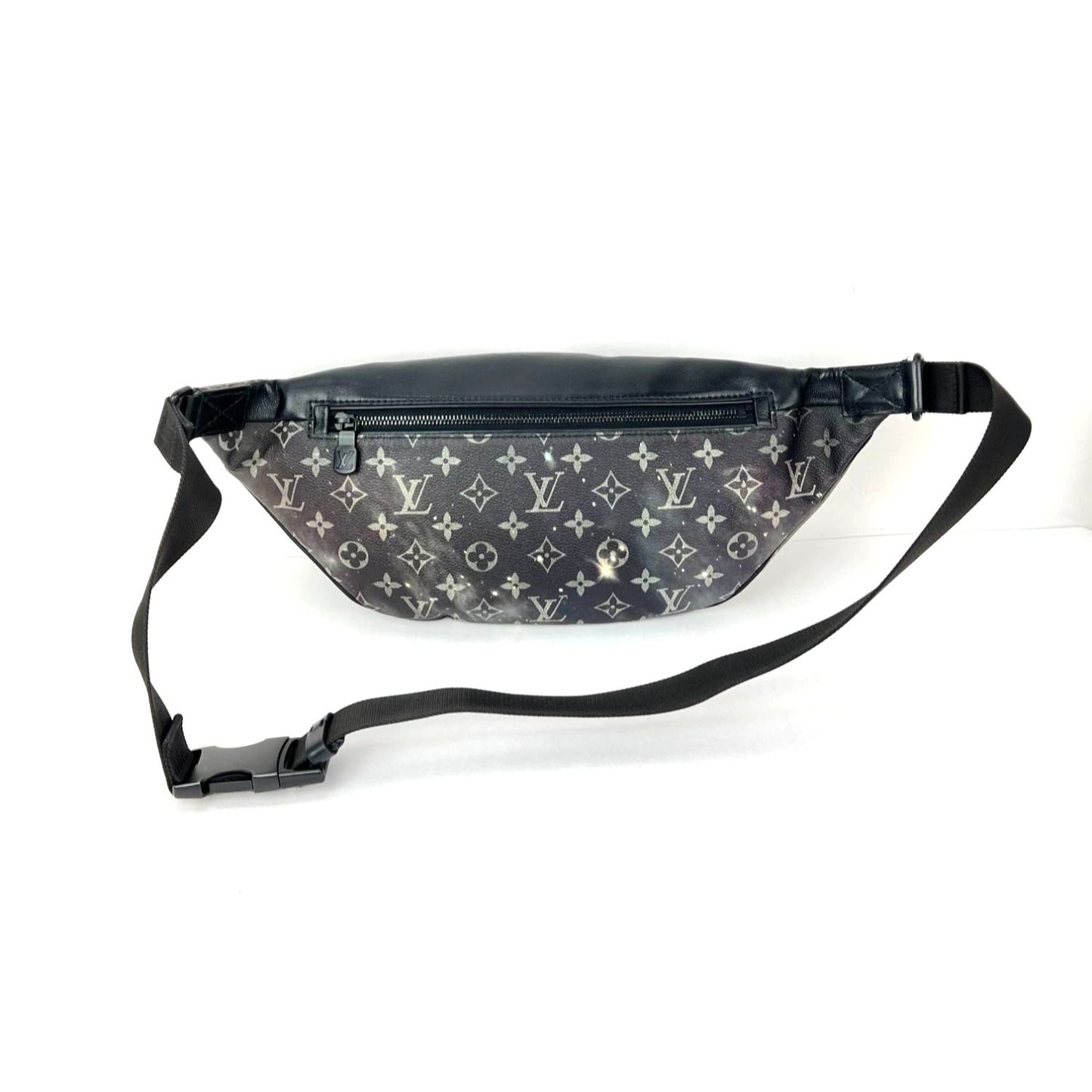 
                  
                    Louis Vuitton Monogram Galaxy Discovery Bumbag Sling Bag Men's
                  
                