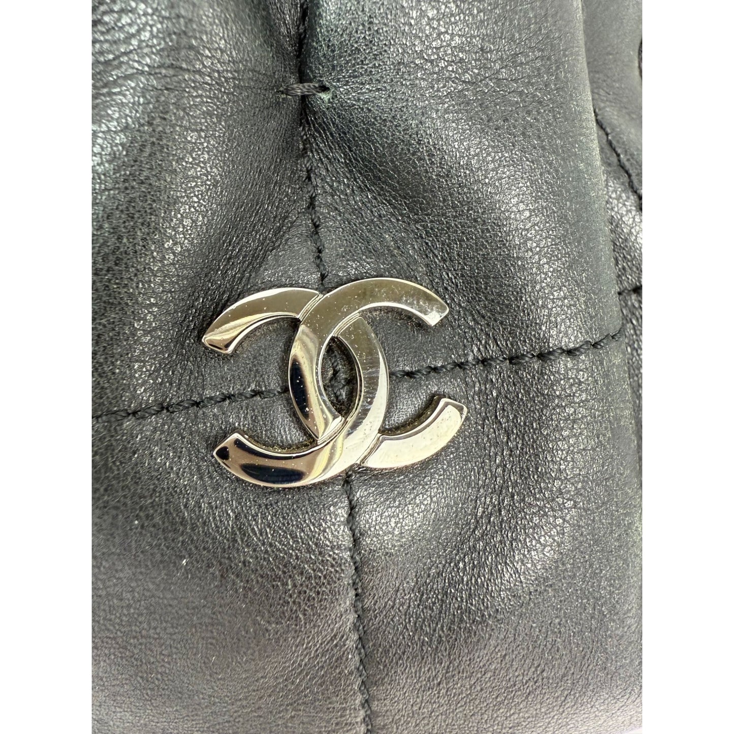 
                  
                    Chanel Vintage Small Lambskin Stitched Chocolate Bar Chain Fringe Hobo Black Bag
                  
                